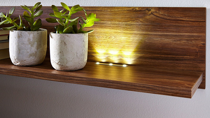 P/3/20 GENT BRW Shelf