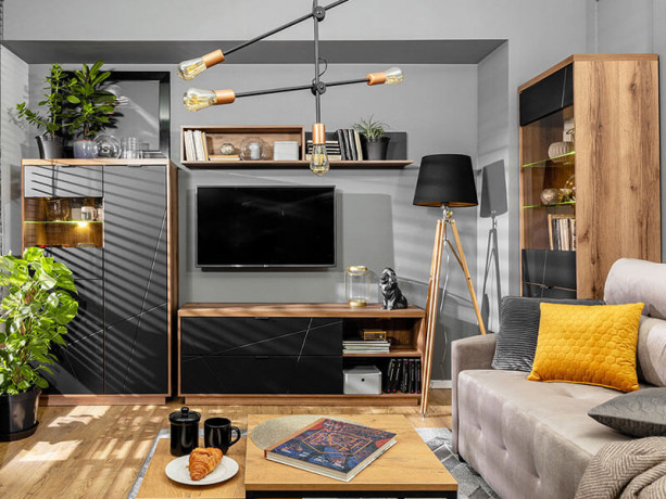 REG1D1W FORN BRW Glass-Fronted Cabinet